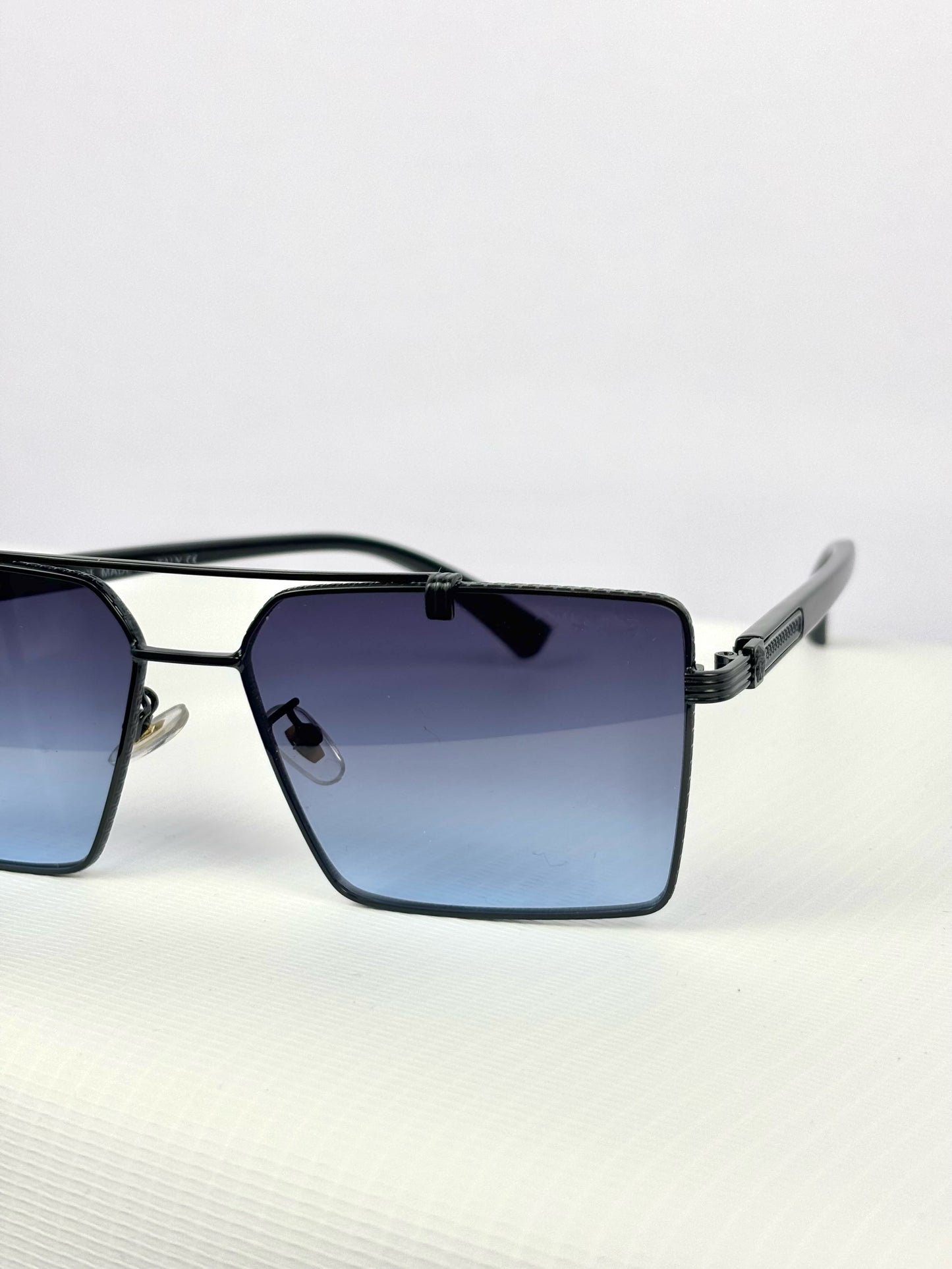 THE LUXURY SYLISH GLASSES-FL