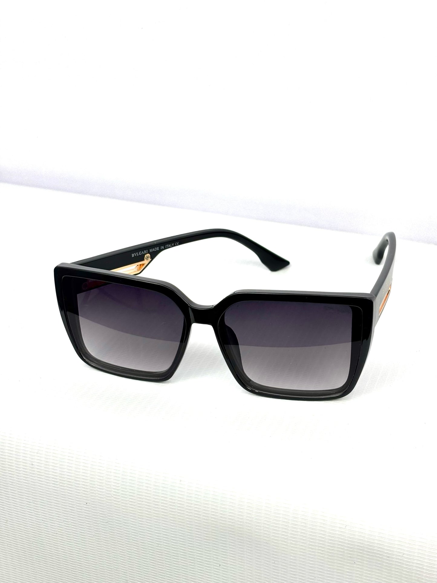 THE UNIQUE FASHION GLASSES-FL