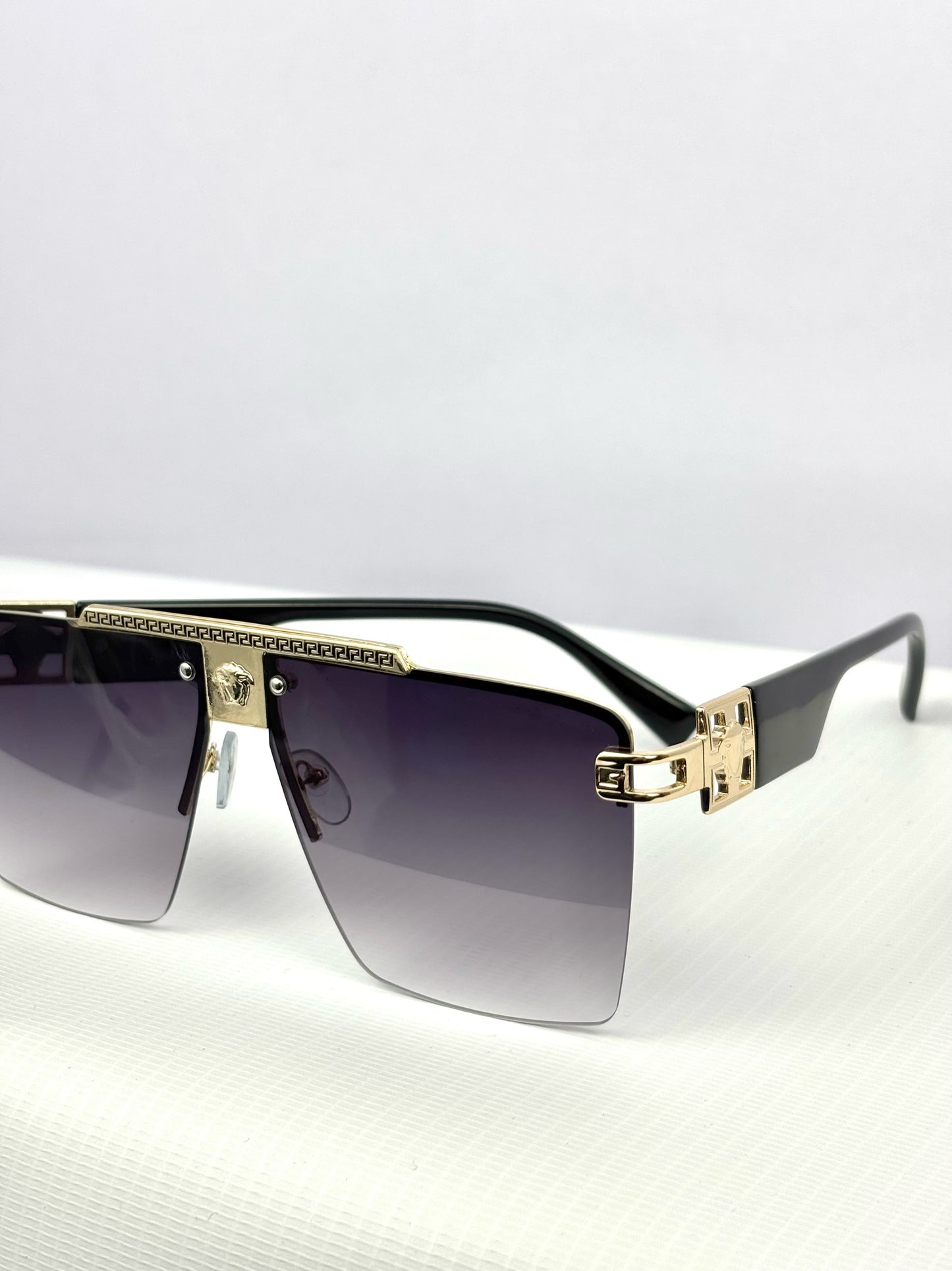 THE STYLISH EYE-WEAR GLASSES-FL