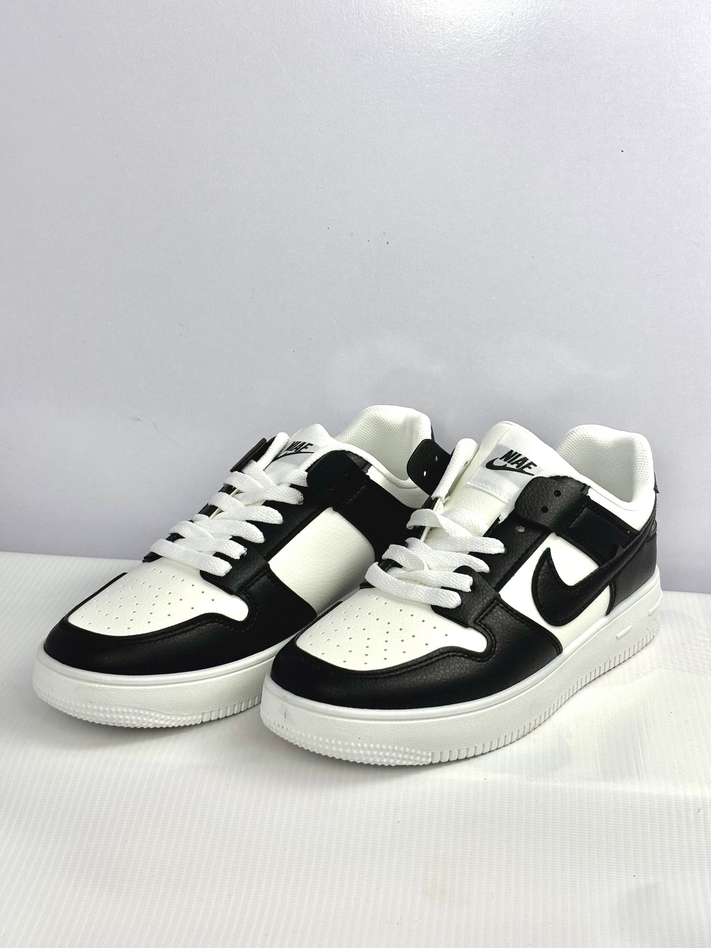 0025 SOFI SOFT & TRENDY SHOES-BLACK
