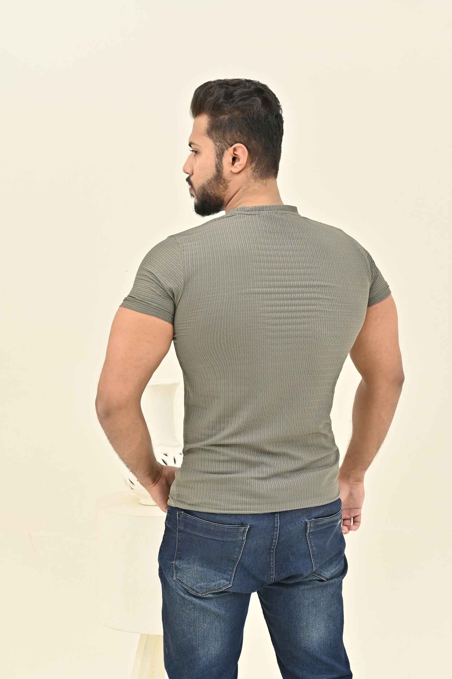 THE TEXTURED SHIRT-OLIVE
