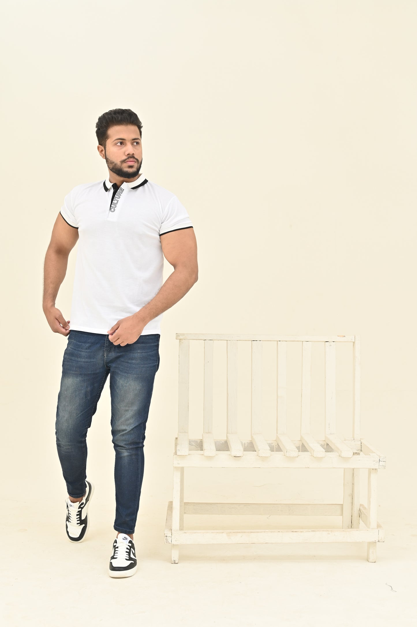 THE RE-FINED KNIT POLO-WHITE