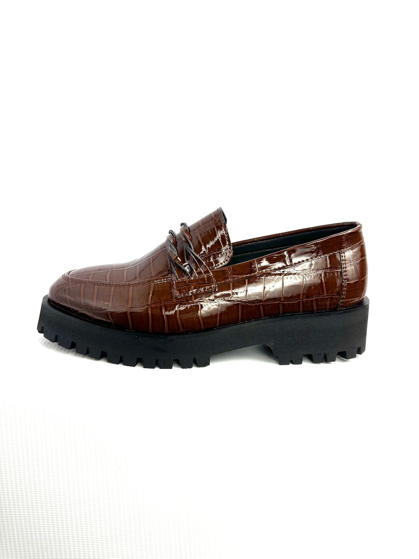 009 MAROON CROCODILE SHINER SHOES-FL