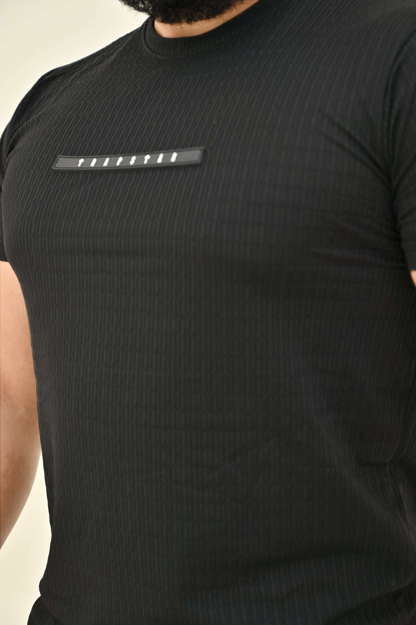 THE TEXTURED SHIRT-BLACK