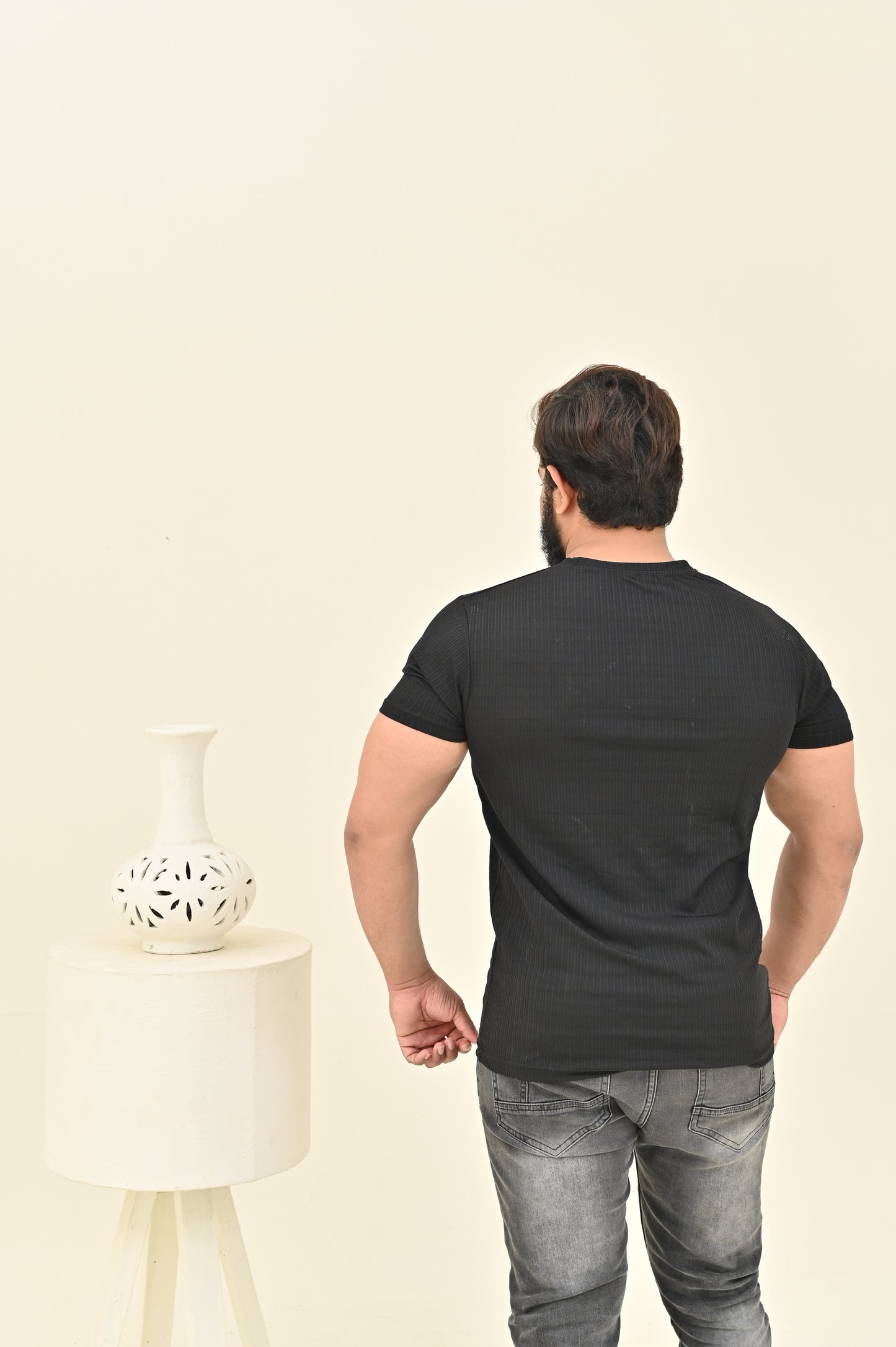THE TEXTURED SHIRT-BLACK