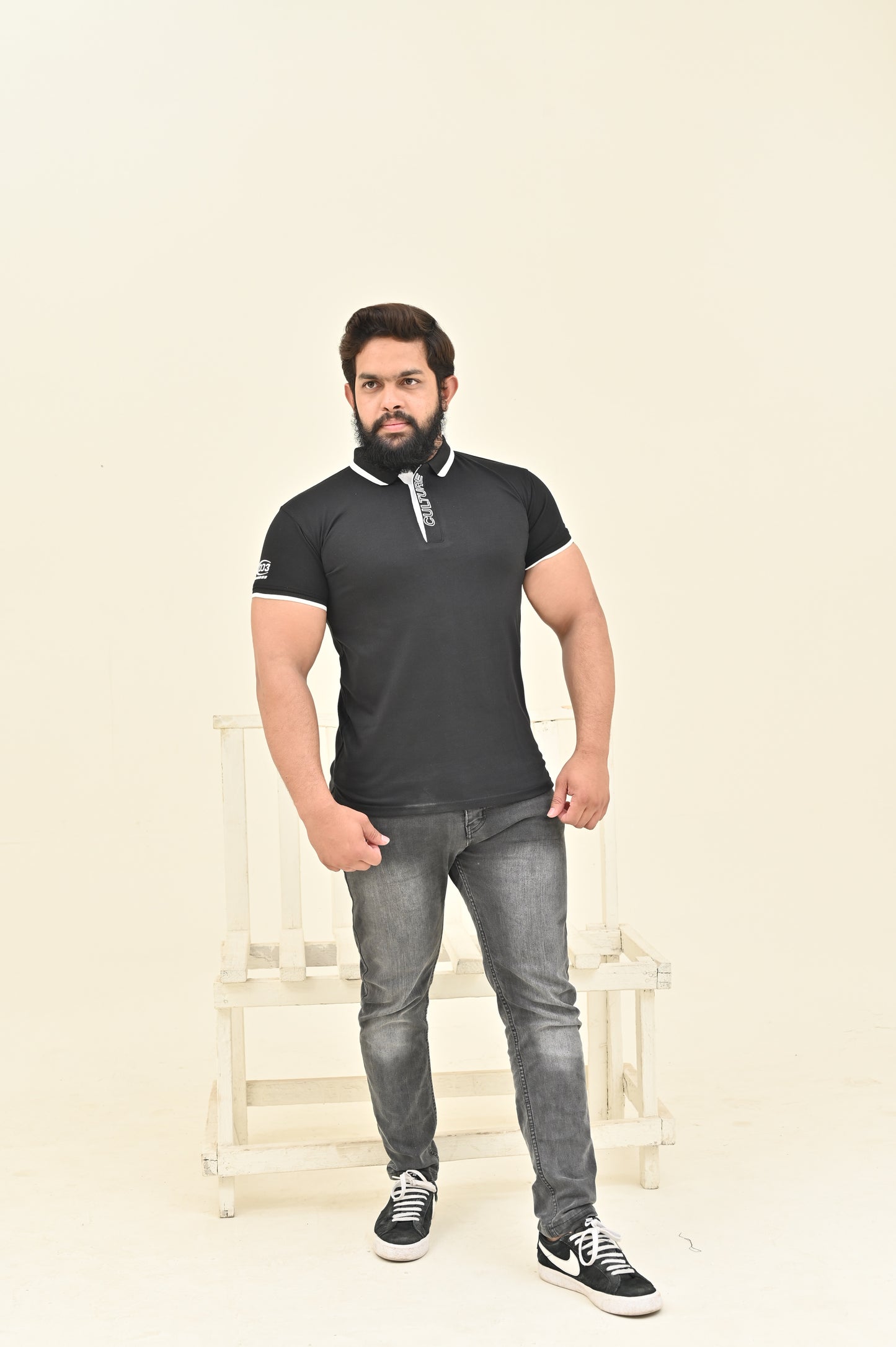 THE RE-FINED KNIT POLO-BLACK