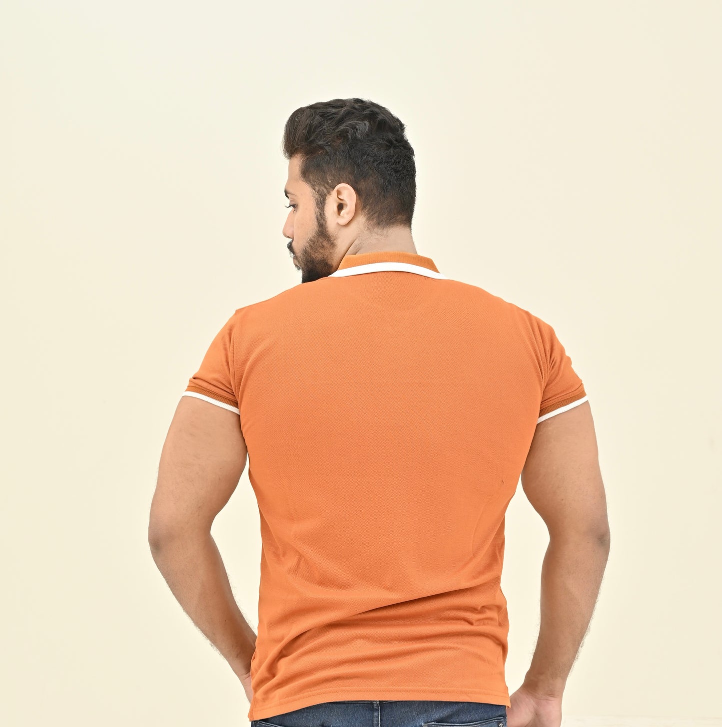 THE RE-FINED KNIT POLO-NEON BROWN