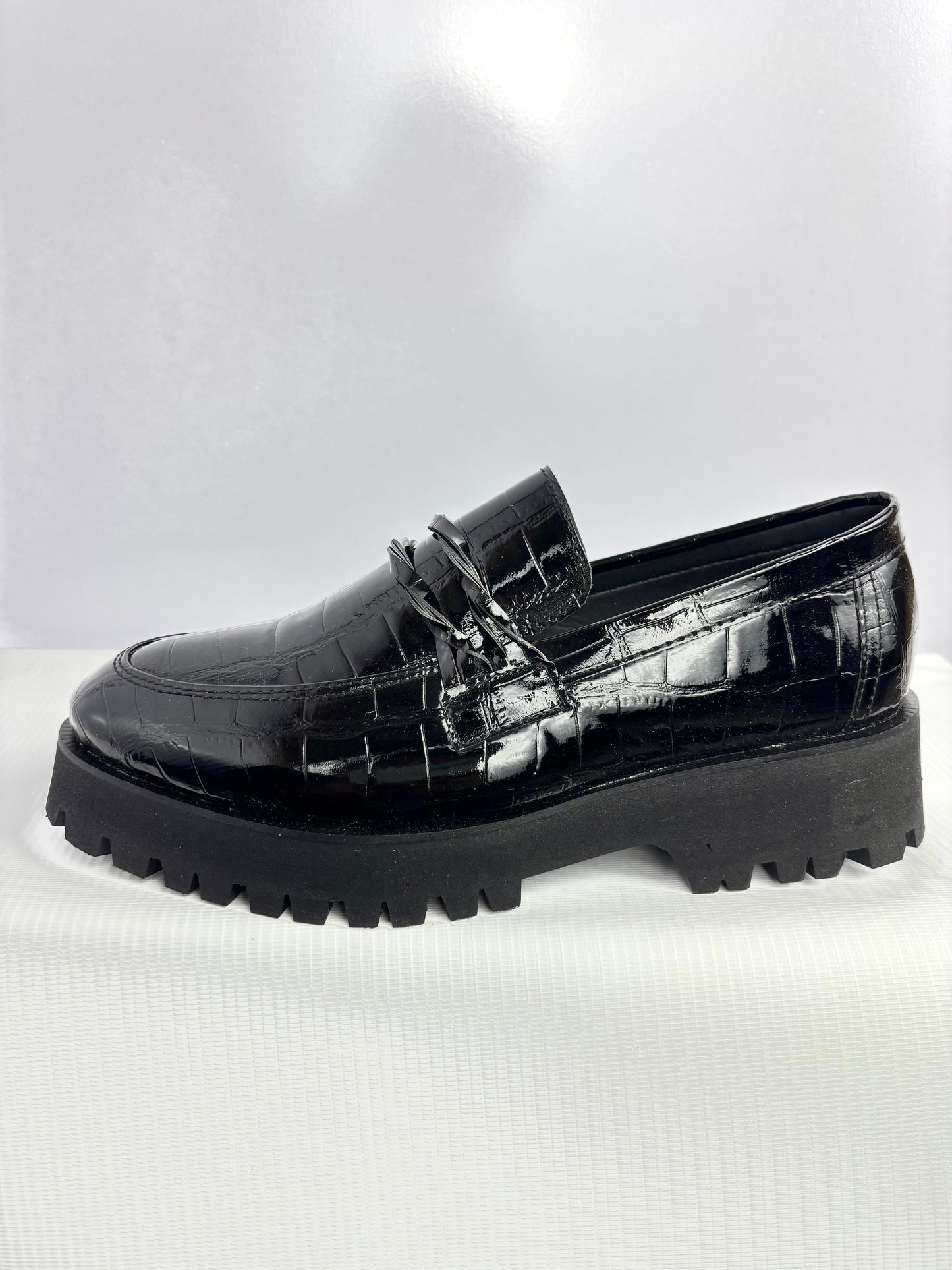 008 BLACK CROCODILE SHINER SHOES-FL